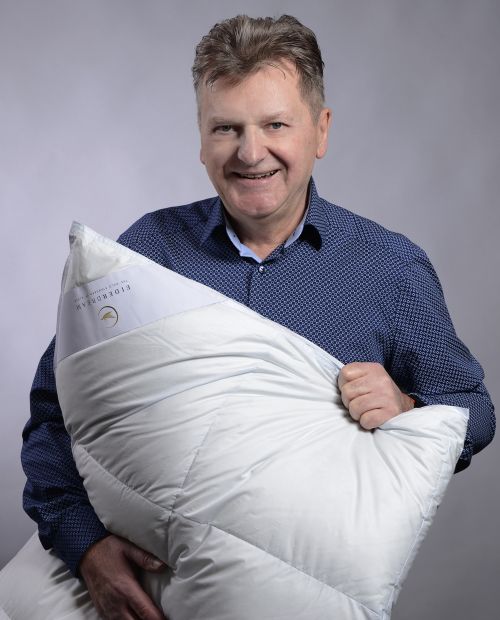 Daunen und Federn Experte Max Riedl