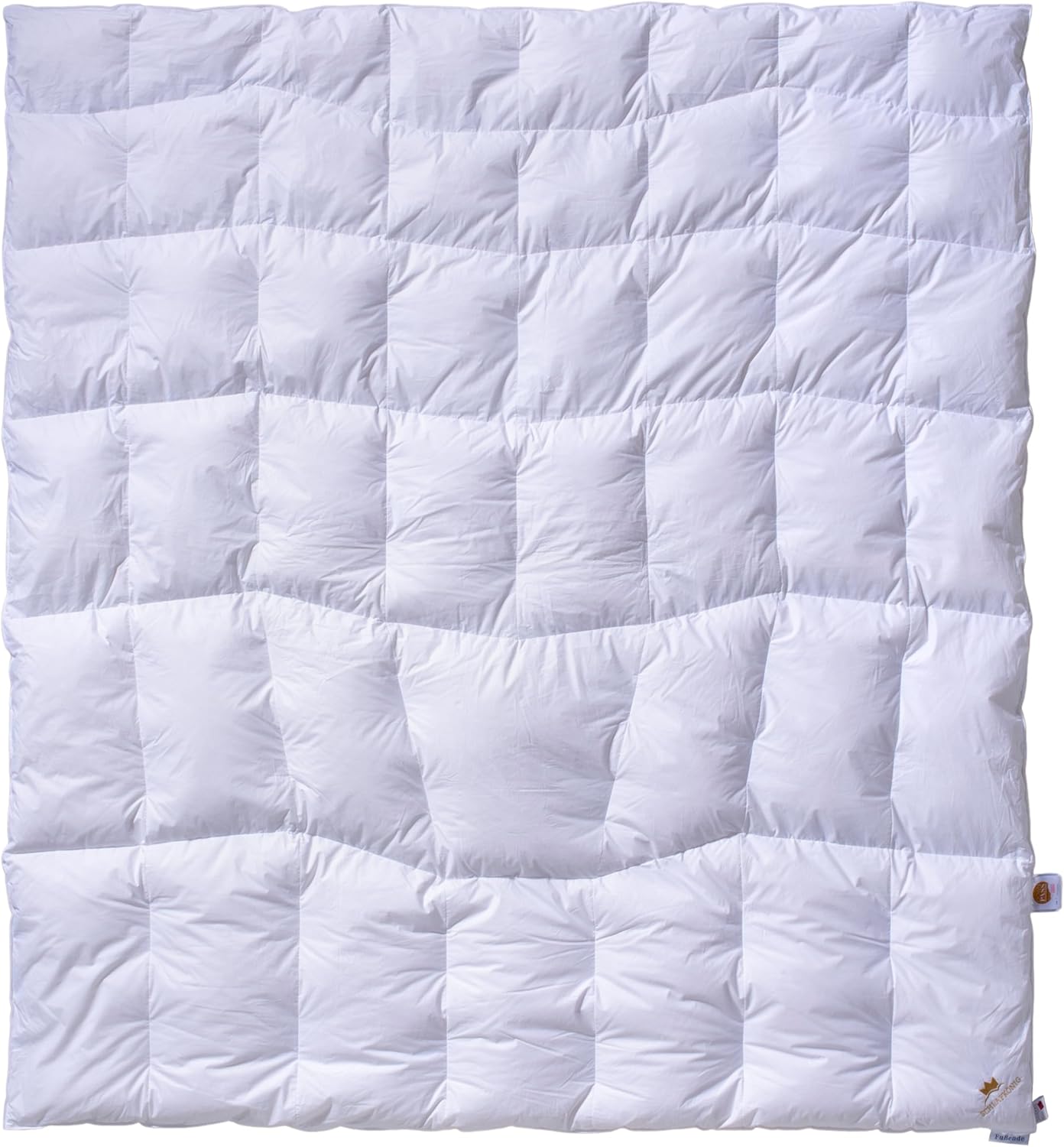 Daunendecke 200x220 mit Körperzonen-Steppung - leicht warm